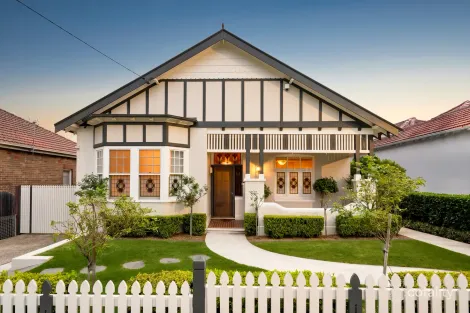 17 KELSO ST, BURWOOD HEIGHTS, NSW 2136