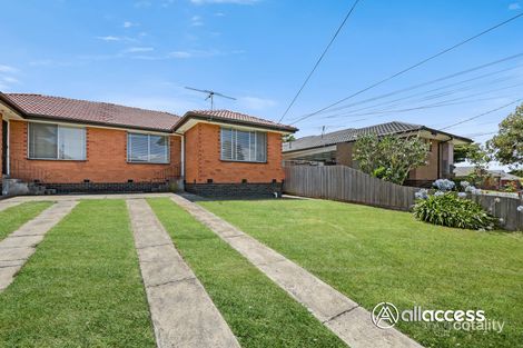 2/3 Erica St, Dandenong North, VIC 3175