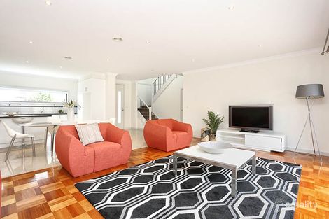 Property photo of 2/84 Snell Grove Oak Park VIC 3046