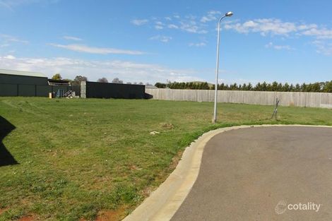 9-10 Shakespeare Ct, Lancefield, VIC 3435