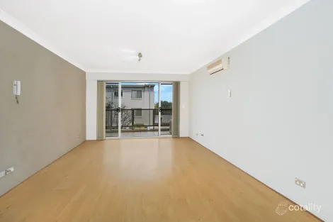 Property photo of 9/2-6 Schwebel Street Marrickville NSW 2204