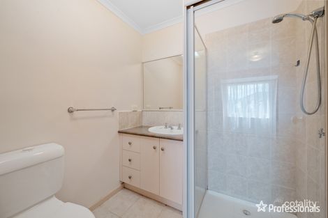 Property photo of 13 Varna Court Hillside VIC 3037