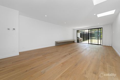 Property photo of 22 Railway Road Carnegie VIC 3163