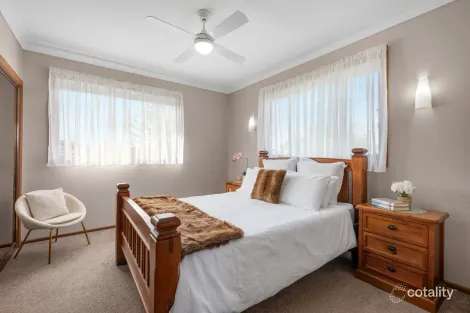 Property photo of 83 Bridge Avenue Oak Flats NSW 2529