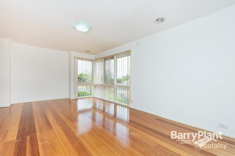 Property photo of 1 Luton Court Keysborough VIC 3173