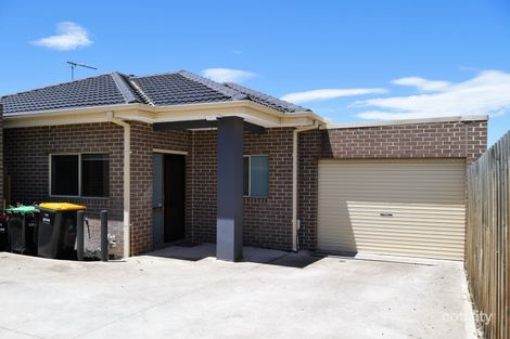 2/190 Coburns Rd, Melton, VIC 3337