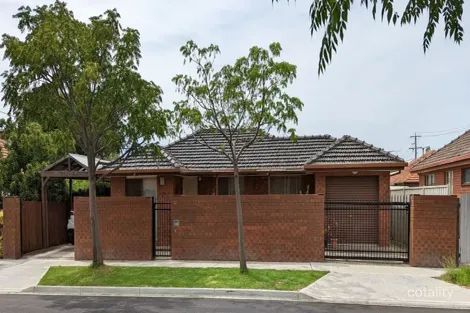 2a Yallourn St, Ardeer, VIC 3022