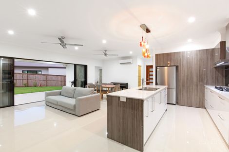Property photo of 15 Parrot Close Kanimbla QLD 4870