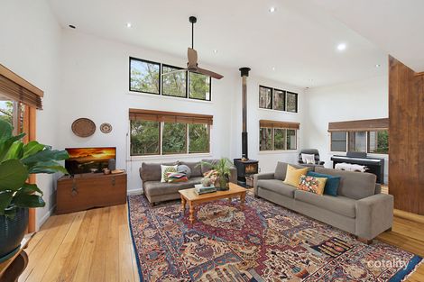 Property photo of 19 Bateson Road Mount Nebo QLD 4520