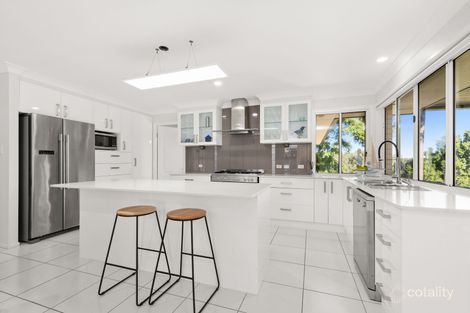 Property photo of 28 Inverpine Court Petrie QLD 4502