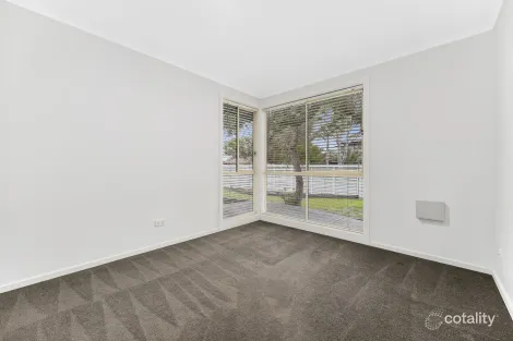 Property photo of 18 Kurrawa Crescent Patterson Lakes VIC 3197