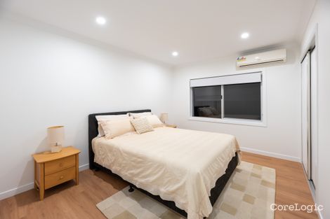 Property photo of 21 Killowill Avenue Paradise Point QLD 4216