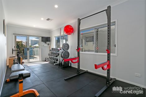 180 Prince Edward Pde, Scarborough, QLD 4020