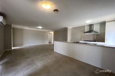 Property photo of 27 Toolern Waters Drive Weir Views VIC 3338