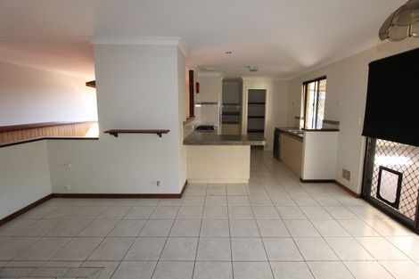 Property photo of 21 Highview Rise Ballajura WA 6066