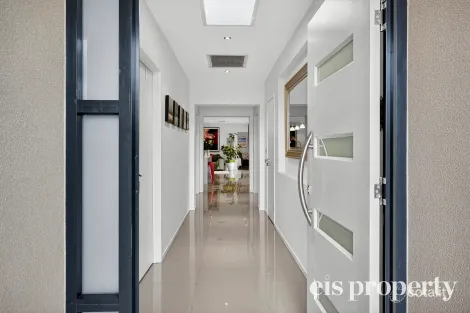 Property photo of 6 Brinsmead Road Mount Nelson TAS 7007