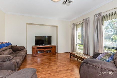 Property photo of 99 Waterperry Drive Canning Vale WA 6155