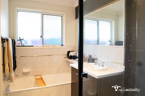 2/27 Forgan Smith St, Collingwood Park, QLD 4301