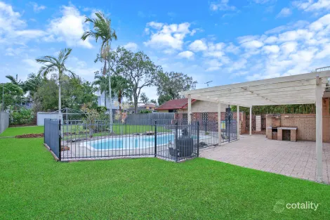 24 Sunnyside Rd, Scarborough, QLD 4020