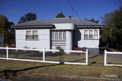 Property photo of 2 Lochel Street Mount Lofty QLD 4350