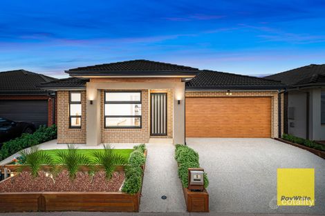 Property photo of 5 Kana Way Werribee VIC 3030