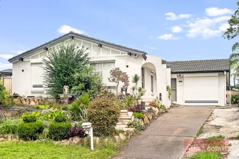 Property photo of 7 Glen Elgin Crescent Edensor Park NSW 2176