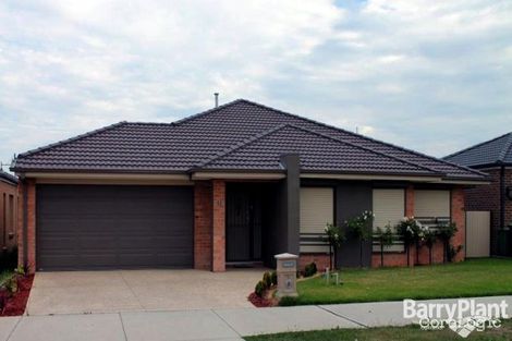 Property photo of 5 Chantenay Parade Cranbourne North VIC 3977