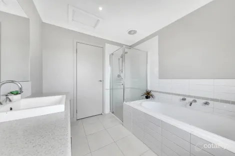 Property photo of 25 Cooinda Way Point Cook VIC 3030
