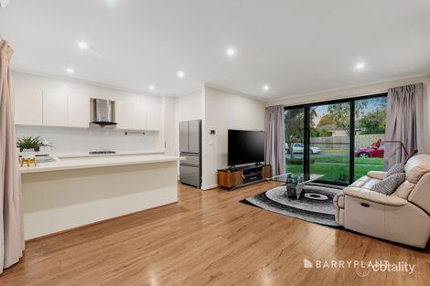 Property photo of 1/8 Elm Street Bayswater VIC 3153
