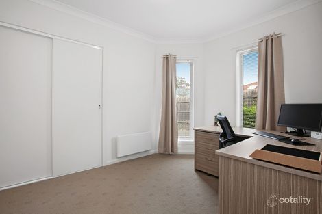 2/4 Nicholson Ave, Reservoir, VIC 3073