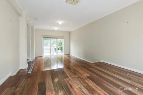 Property photo of 8 Park Square Port Melbourne VIC 3207