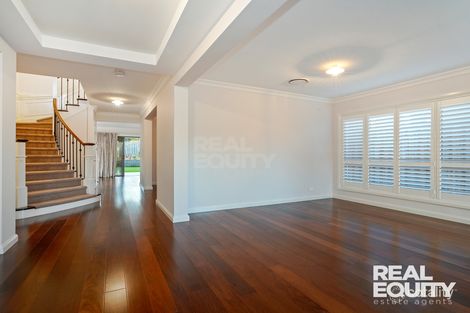 Property photo of 20 Horizon Circuit Moorebank NSW 2170