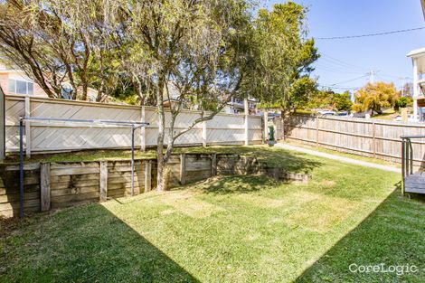 Property photo of 1A Yakaloo Crescent Forresters Beach NSW 2260