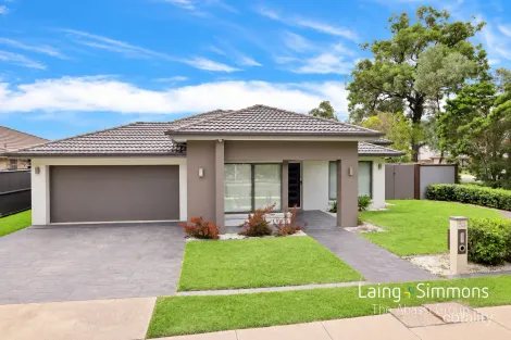 33 Bluebell Cres, Ropes Crossing, NSW 2760