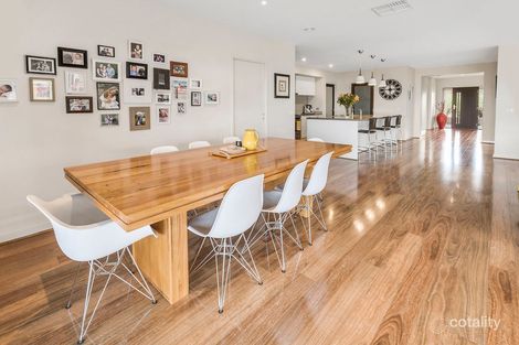 Property photo of 14 Gordon Boulevard Gisborne VIC 3437