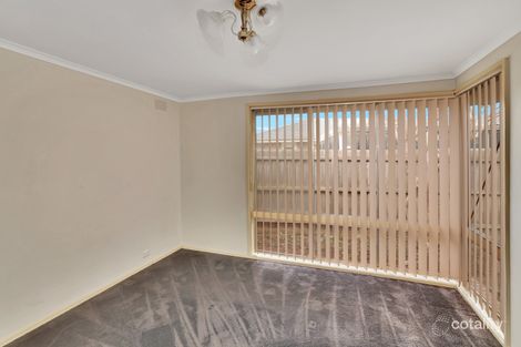 Property photo of 106 Warringa Crescent Hoppers Crossing VIC 3029