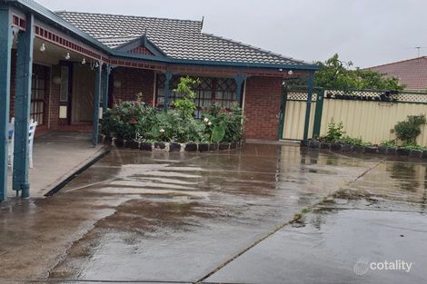 13 Cassowary Cl, Taylors Lakes, VIC 3038