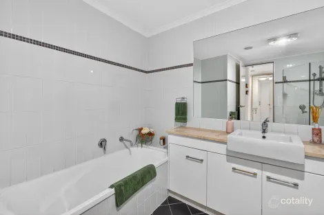 Property photo of 3/160 Hindmarsh Road Victor Harbor SA 5211