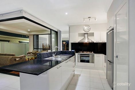 Property photo of 8 Kew Road Hoxton Park NSW 2171