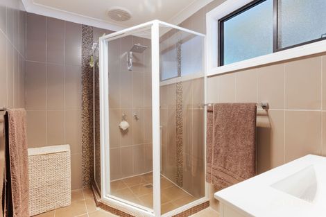 Property photo of 16 Endeavour Close Woodrising NSW 2284