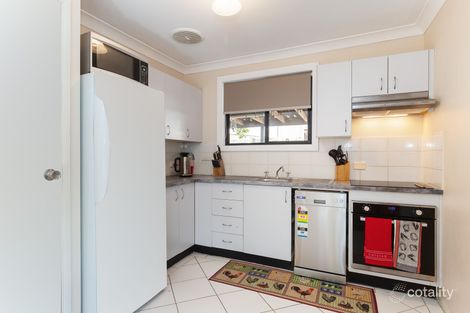 Property photo of 16 Endeavour Close Woodrising NSW 2284