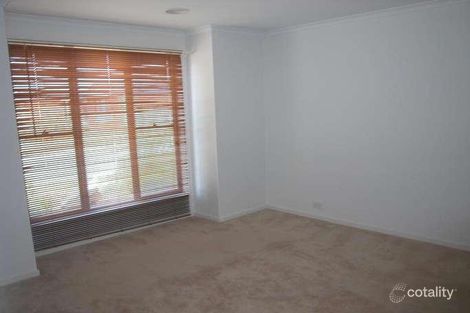 Property photo of 3 Coco Parade Skye VIC 3977