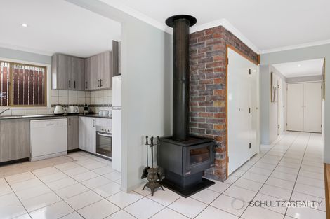 Property photo of 17 Helisma Court Mount Warren Park QLD 4207