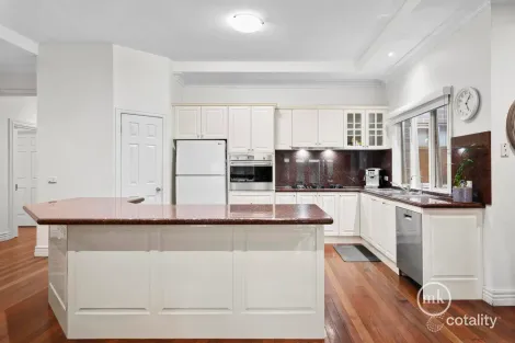 Property photo of 17 Sweeney Drive Doreen VIC 3754