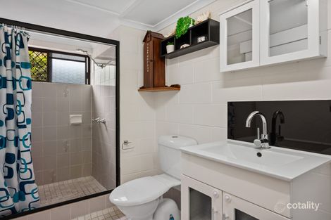 Property photo of 2/451-455 Severin Street Manunda QLD 4870