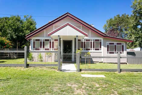 Property photo of 1 Hirst Avenue Queanbeyan NSW 2620