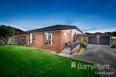 Property photo of 16 Warburton Court Mill Park VIC 3082