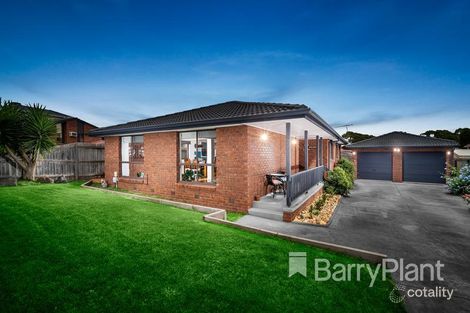 Property photo of 16 Warburton Court Mill Park VIC 3082