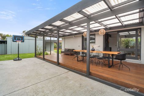 Property photo of 12 Taldra Crescent Seaford VIC 3198