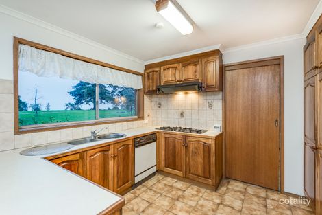 Property photo of 5 Meehan Court Endeavour Hills VIC 3802